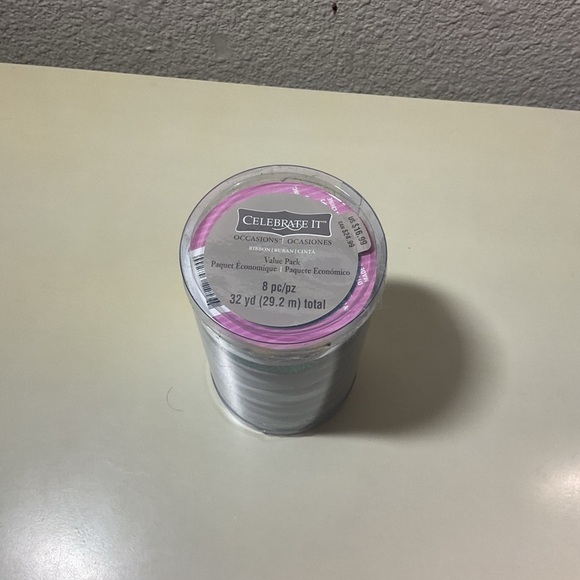 Ribbon bundle color is Aqua and Blue - Picture 9 of 9